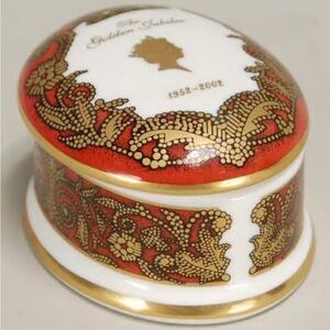 THE QUEENS GOLDEN JUBILEE TRINKET Box 1952-2002 QUEEN ELIZABETH II Bone China